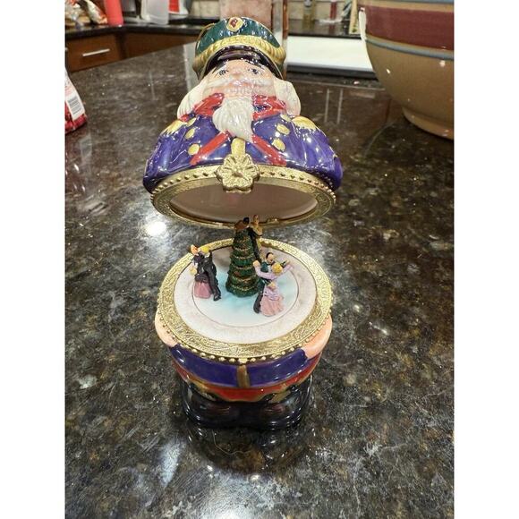 Mr Christmas Nutcracker Hinged Music Box Ornament Dance of the Sugar Plum Fairy - Picture 2 of 4